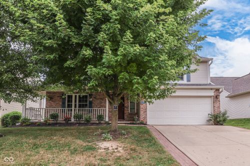 7138 Eagle Trace Way, Indianapolis, IN, 46237-8638 | Card Image