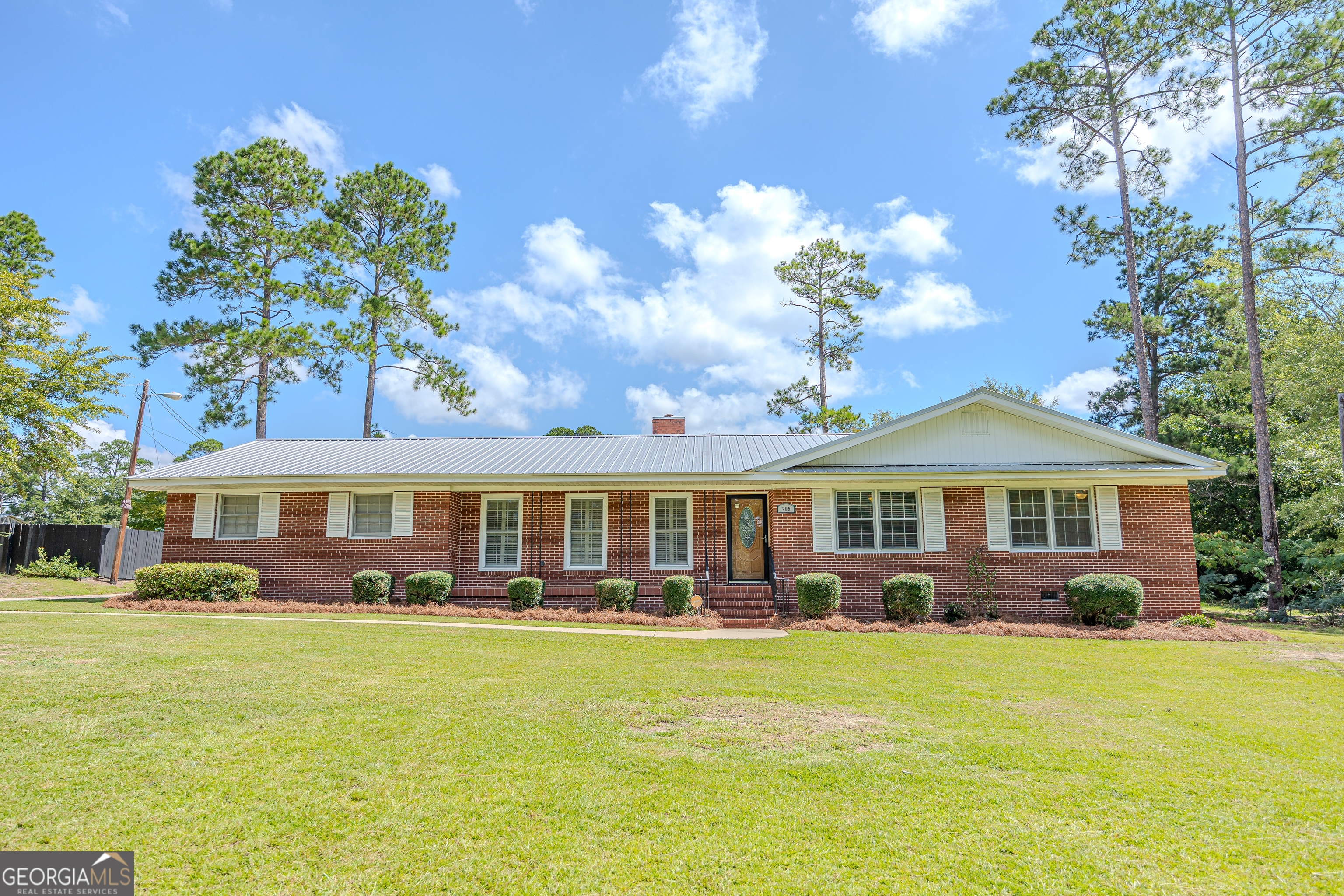 Clairmont Dr, Dublin, GA 31021