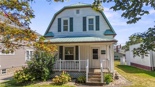 515 Clark St, Willard, OH, 44890-1224 | Card Image