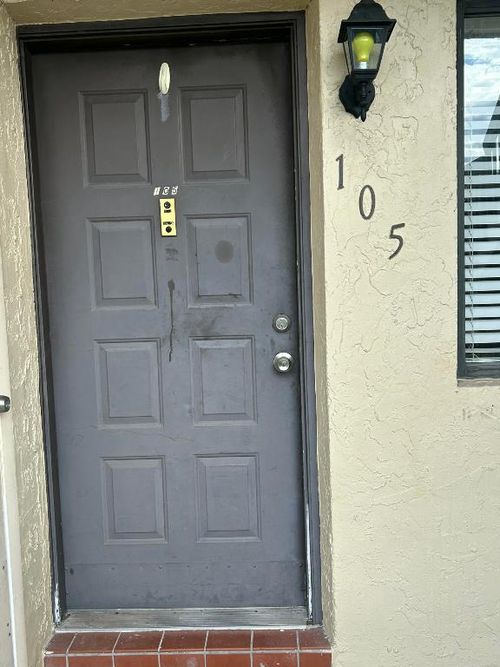 105-21950 Soundview Ter, Boca Raton, FL, 33433-7810 | Card Image