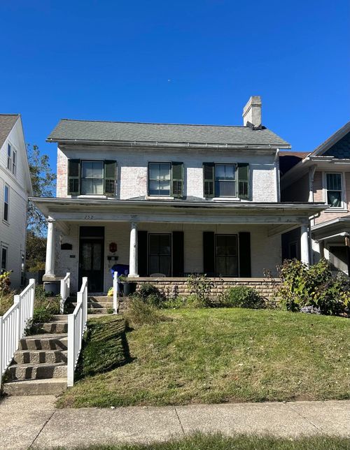 252 S Paint St, Chillicothe, OH, 45601-3830 | Card Image