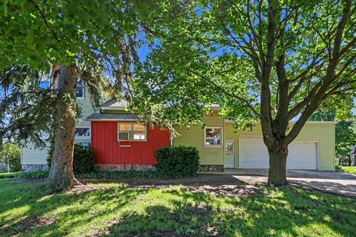 6923 Young Rd, Bellevue, MI, 49021-9404 | Card Image