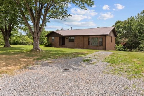 4169 Bledsoe St, Westmoreland, TN, 37186-2373 | Card Image