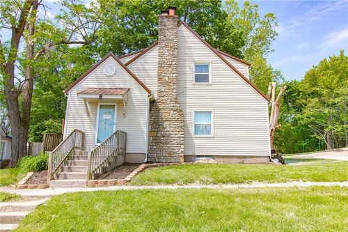 219 S Front St, Pleasant Hill, MO, 64080-1609 | Card Image
