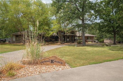 731 Nw 35th Ln, Lamar, MO, 64759-8101 | Card Image