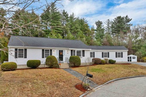 15 Tamarack Ct, Manchester, NH, 03103-7745 | Card Image