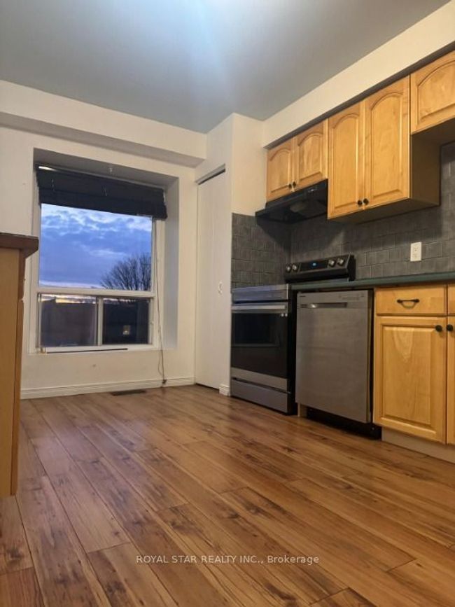 28 - 107 Dovercliffe Rd, Condo with 3 bedrooms, 2 bathrooms and 2 parking in Guelph ON | Image 14