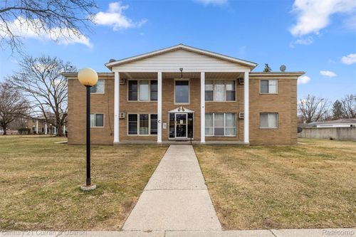 apt-218-26415 W 7 Mile Rd, Redford, MI, 48240-1920 | Card Image