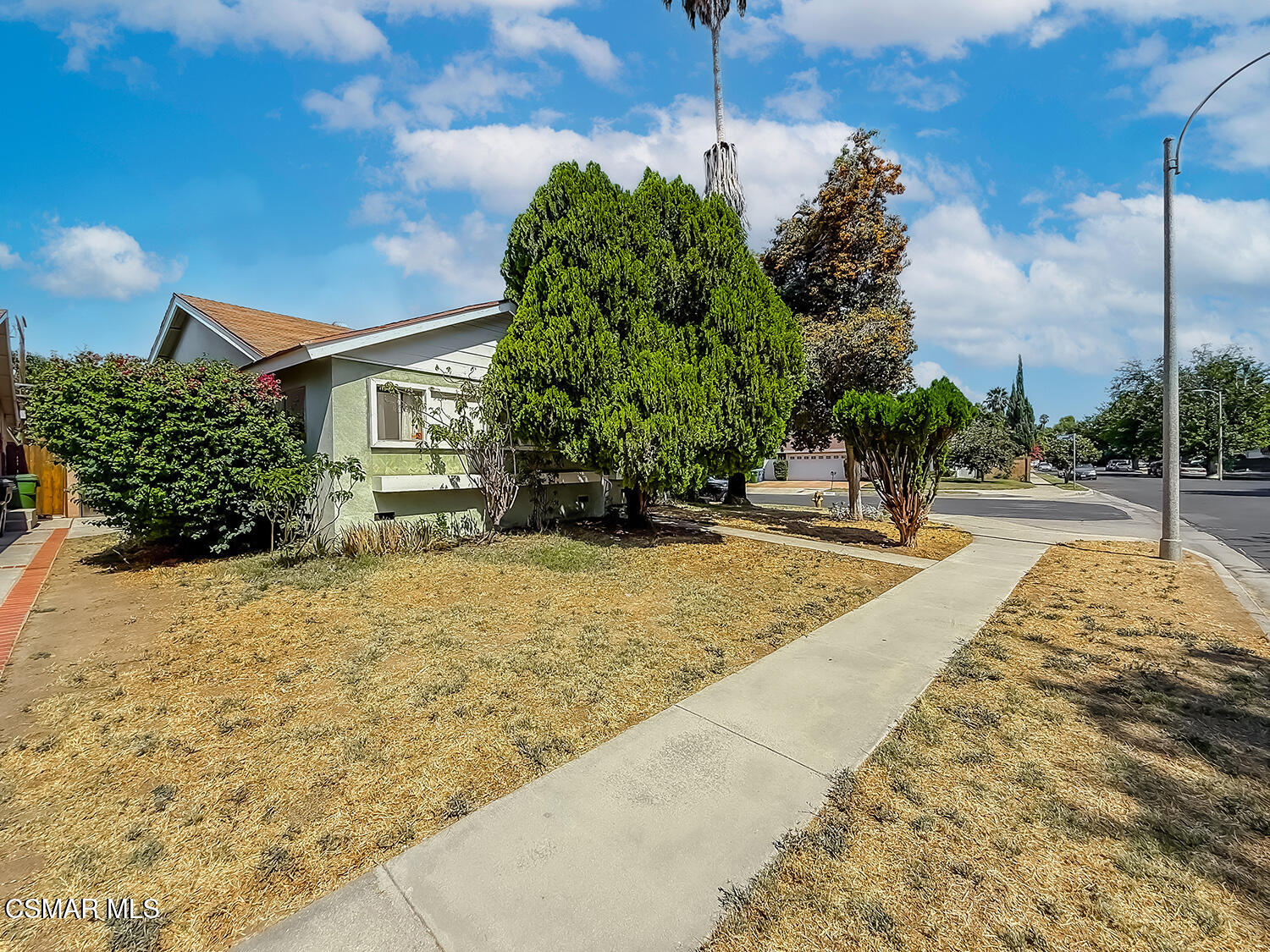 Residential in Reseda 3