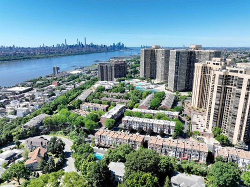apt-2906-300 Winston Dr, Cliffside Park, NJ, 07010-3232 | Card Image