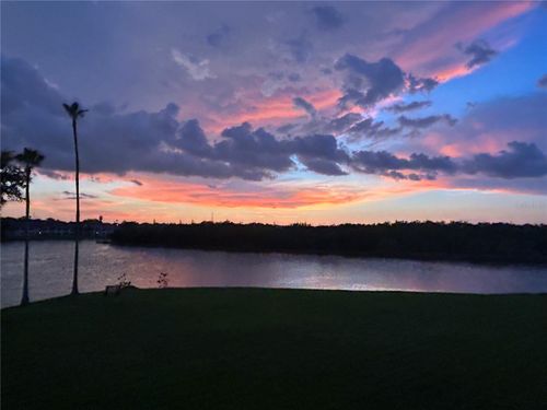 apt-10103-6425 Shoreline Dr, ST PETERSBURG, FL, 33708-4579 | Card Image