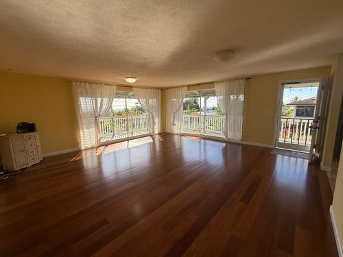 8 Kaikuono St, HILO, HI, 96720-1730 | Card Image