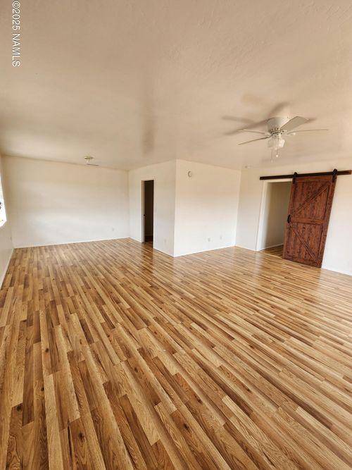 13210 Townsend Winona Rd, Flagstaff, AZ, 86004-1502 | Card Image