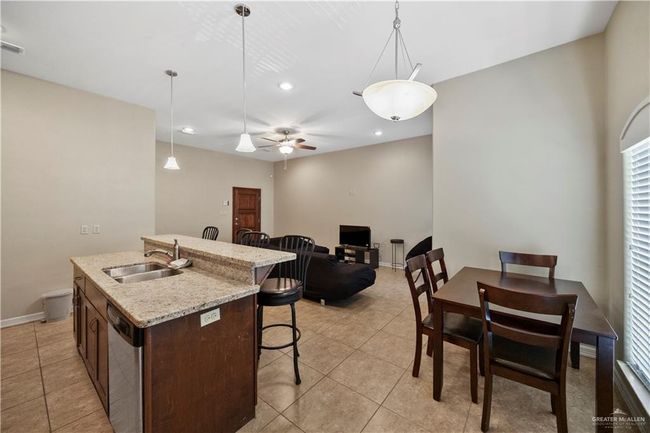 APT-9 - 2715 Mimosa St, Condo with 3 bedrooms, 2 bathrooms and null parking in Mission TX | Image 7