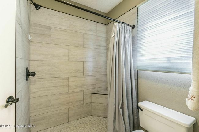 202 S Garland St, House other with 4 bedrooms, 2 bathrooms and null parking in Plainview TX | Image 19