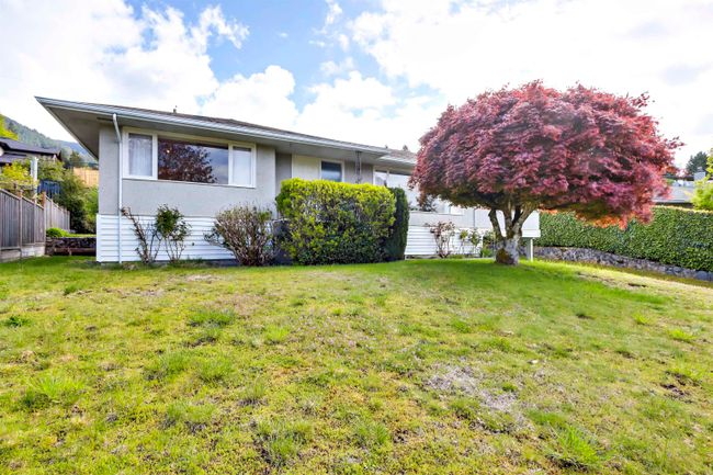 4406 Canterbury Crescent, House other with 4 bedrooms, 2 bathrooms and 4 parking in North Vancouver BC | Image 1