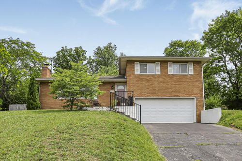 3250 Darracq Cir, Columbus, OH, 43223-3443 | Card Image