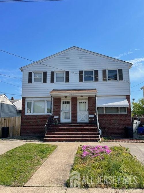 41 Irving St, Carteret, NJ, 07008-3005 | Card Image