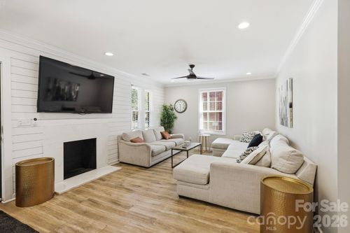 205 Grandin Rd, Charlotte, NC, 28208-4408 | Card Image