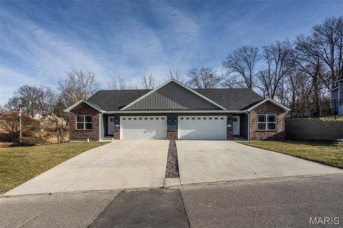 652-a-and-b-652 N Kansas Street, Edwardsville, IL, 62025 | Card Image