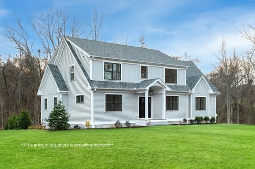 141 Dearborn Rd, Greenland, NH, 03840-2110 | Card Image