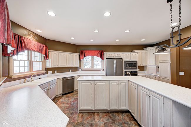2009 W 250 N, House other with 4 bedrooms, 6 bathrooms and null parking in Lebanon IN | Image 11