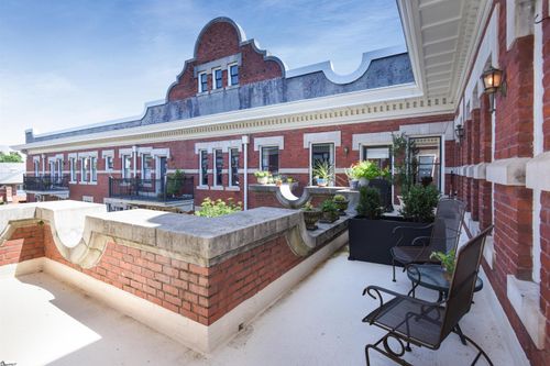 apt-15-400 E Washington St, Greenville, SC, 29601-2943 | Card Image