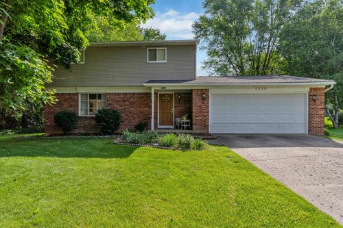 5036 Potawatami Trail Street, Flushing Charter Township, MI, 48433 | Card Image