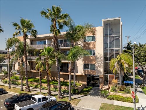 3b-1625 E Appleton St, Long Beach, CA, 90802-4069 | Card Image