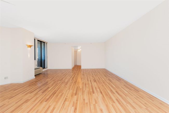 APT-8I - 50 E Hartsdale Ave, Condo with 2 bedrooms, 3 bathrooms and null parking in Hartsdale NY | Image 4