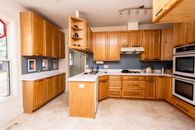 1308 Lafayette Ave, House other with 3 bedrooms, 4 bathrooms and null parking in Columbus IN | Image 13