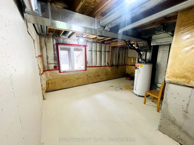 84 Bernard Ave, House attached with 3 bedrooms, 3 bathrooms and 1 parking in Brampton ON | Image 17
