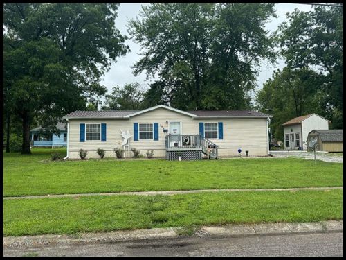 106 Mulberry Street, Sweet Springs, MO, 65351 | Card Image