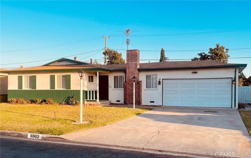 10902 Poindexter Ave, Garden Grove, CA, 92840-2218 | Card Image
