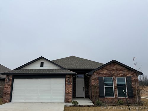 10876 S 271st East Ave, Coweta, OK, 74429 | Card Image