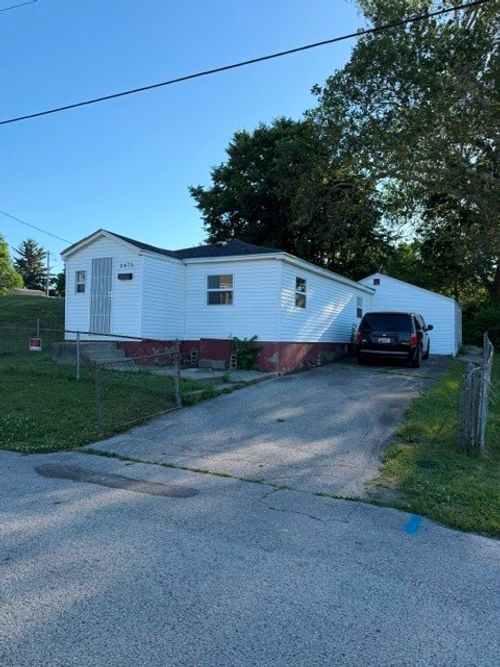 2475 N Rosedale Avenue, Decatur, IL, 62526 | Card Image