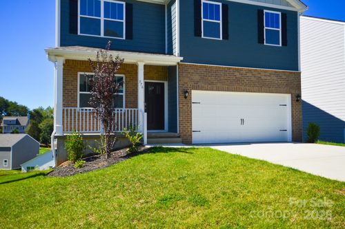 576 Country Oak Dr, Asheville, NC, 28804 | Card Image