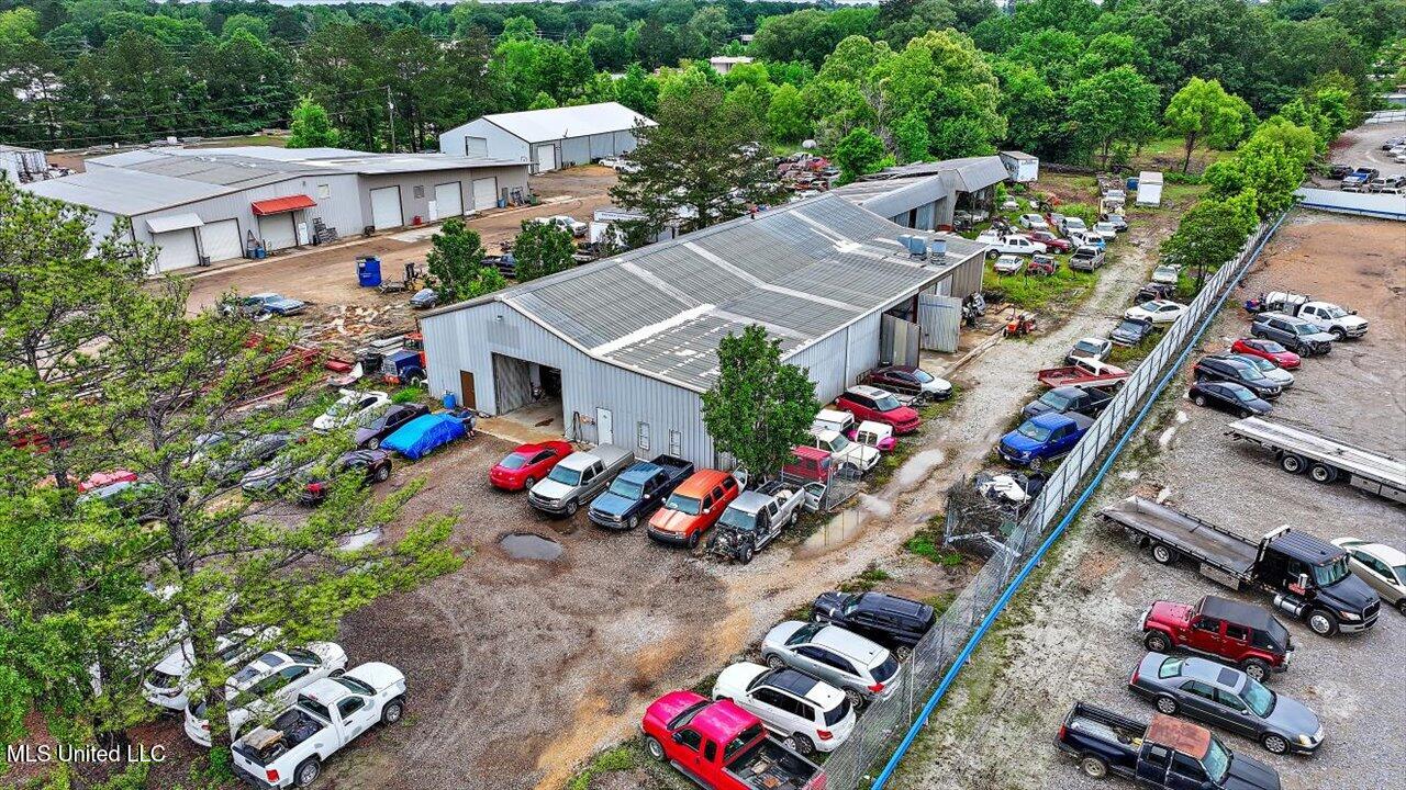 199 S Rankin Industrial Dr, Florence, MS 39073