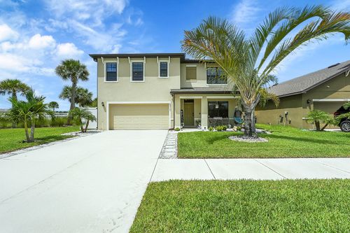 5310 Entertainment Way, FORT PIERCE, FL, 34947-5472 | Card Image