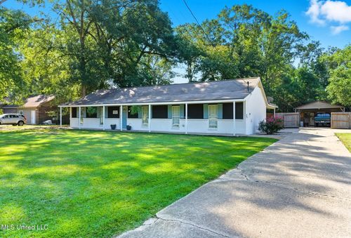 4 Longbow Rd, Petal, MS, 39465-5819 | Card Image