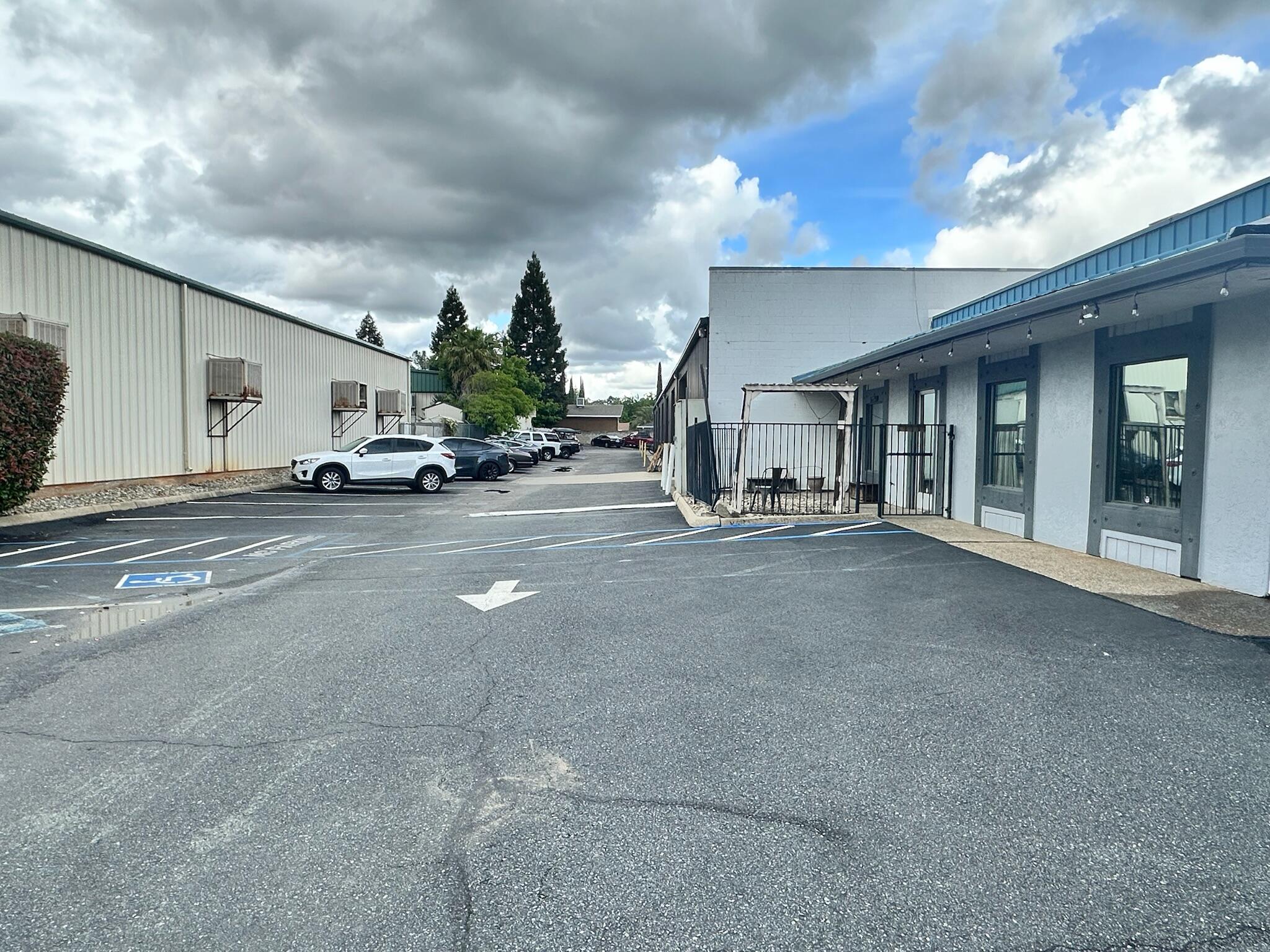 Commercial Lease in Redding 4