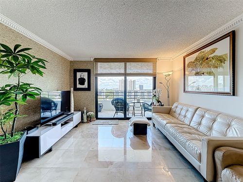 apt-613-500 Three Islands Blvd, Hallandale Beach, FL, 33009-2839 | Card Image