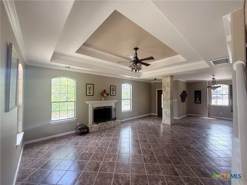 146 Creekview Dr, Canyon Lake, TX, 78133-4350 | Card Image