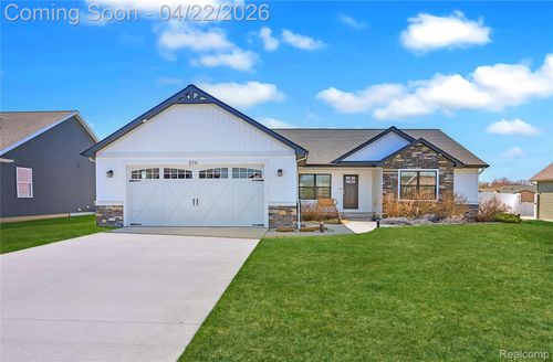 5711 Stone Briar Ln S, Freeland, MI, 48623-9580 | Card Image