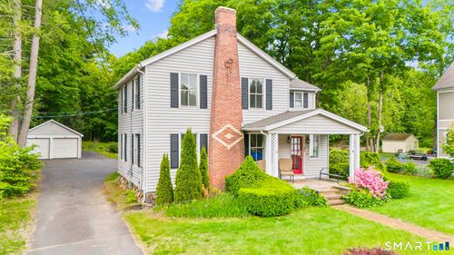 84 New Rd, Avon, CT, 06001-3108 | Card Image