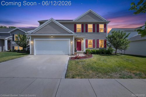 8604 Swartz River Dr, Fowlerville, MI, 48836-9057 | Card Image