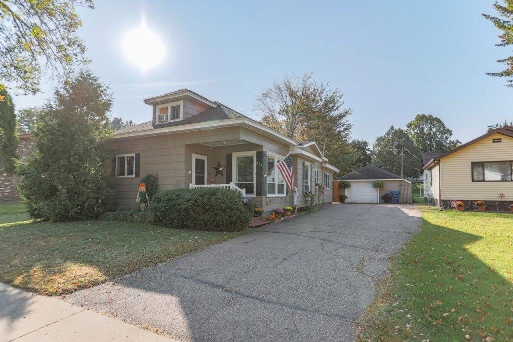 Wausau Ave, Wausau, WI 54403