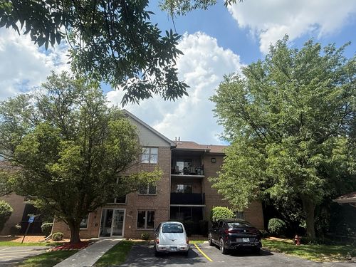 apt-3c-10268 Southwest Hwy, Chicago Ridge, IL, 60415-1352 | Card Image