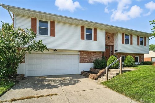 1213 Nassau Dr, Miamisburg, OH, 45342-3243 | Card Image