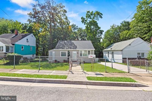 7703 Emerson Rd, HYATTSVILLE, MD, 20784-1719 | Card Image